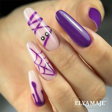 Pose Halloween Violette