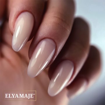 Ongles en gel nude