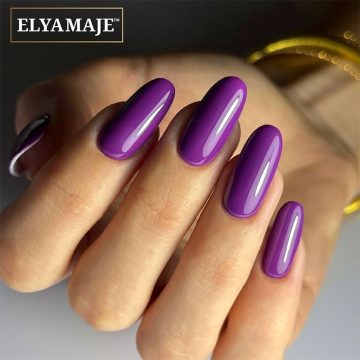 Manucure avec le Vernis Semi-Permanent n°188 – Dark Violine - Elyamaje