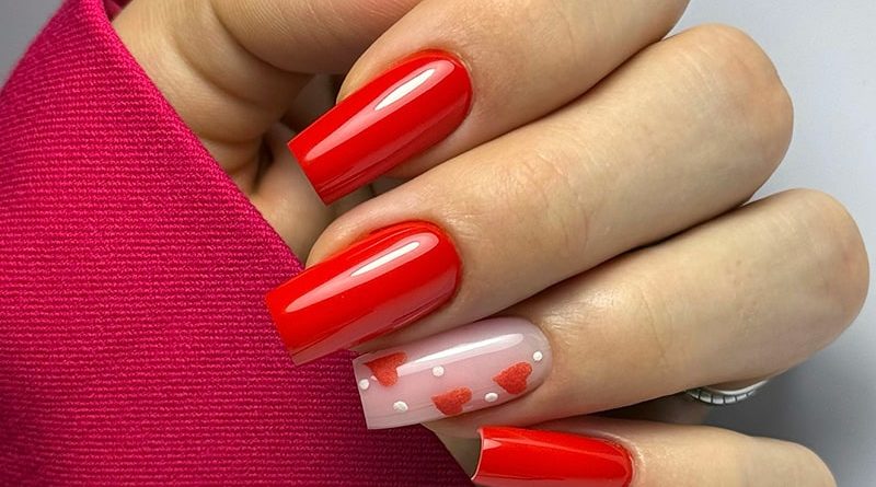 Nail Art Rouge coeur