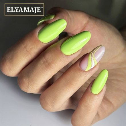 Pose ongles vert fluo avec nail art graphique en relief, lignes blanches et vertes sur base nude avec poudre acrylique.