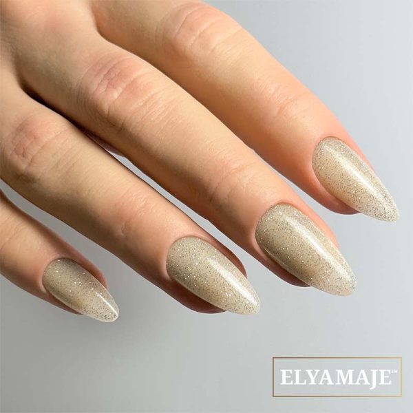 Manucure avec le Top Diamond - Top Réflechissant -Elyamaje