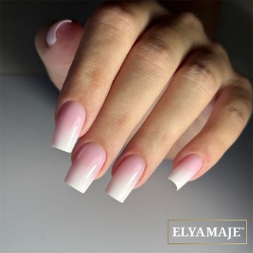 Manucure Baby Boomer avec Ultra Baby Paint 01 et easy caps Cuba Elyamaje