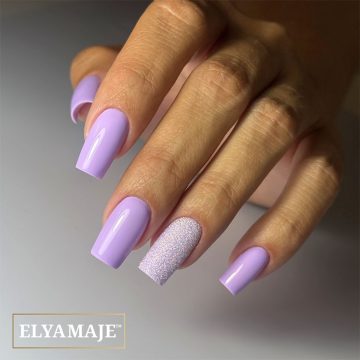 Manucure avec le Vernis Semi-Permanent n°30 - Agadir - Elyamaje