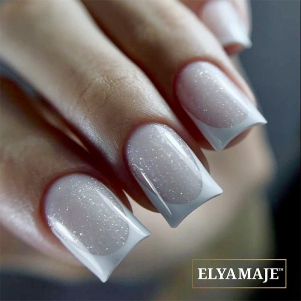 Ongles en gel paillettes french