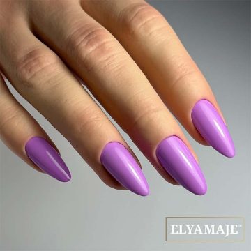 Manucure avec le Vernis Semi-Permanent n°185 – Violetta - Elyamaje