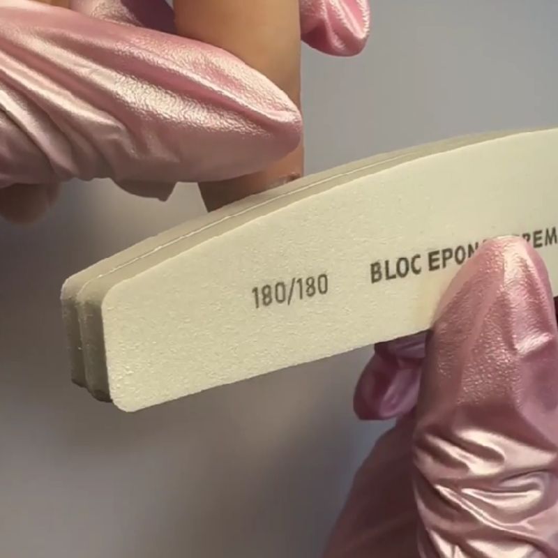 Limage de la plaque de l’ongle pour une préparation manucure professionnelle