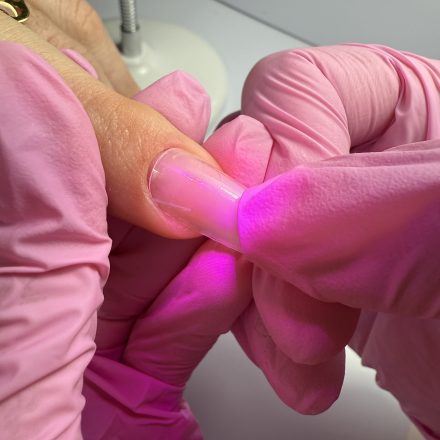 Comment utiliser de la fibre de verre - Tuto ongles en popit