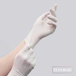 Mise en avant des gants blanc Elyamaje