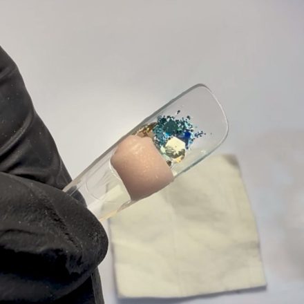 Étape 5 - Nail art cœur coulant