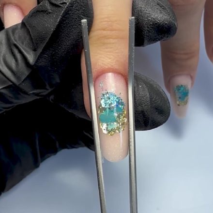 Étape 6 - Nail art cœur coulant