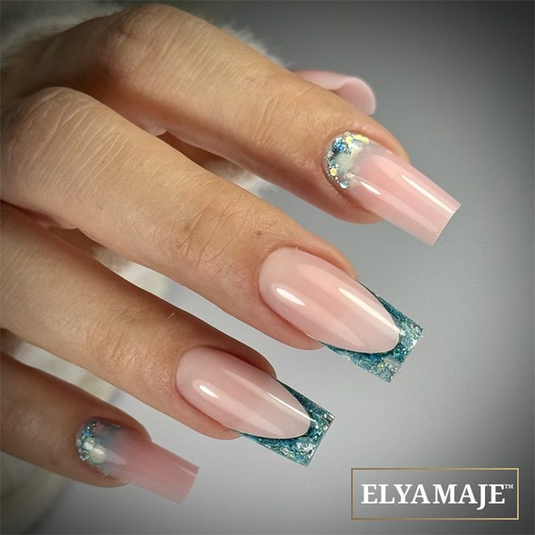 Nail art pailleté - Pose Glitter Blue