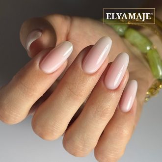 Rendu du Creamy Gel 04 - Milky Pink sur des ongles