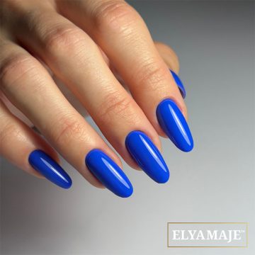 Manucure avec le Vernis Semi-Permanent n°117 – Bleuet - Elyamaje
