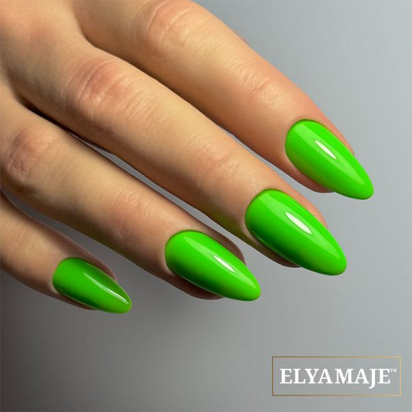 Manucure avec le Vernis Semi-Permanent n°141– Yuzu - Elyamaje
