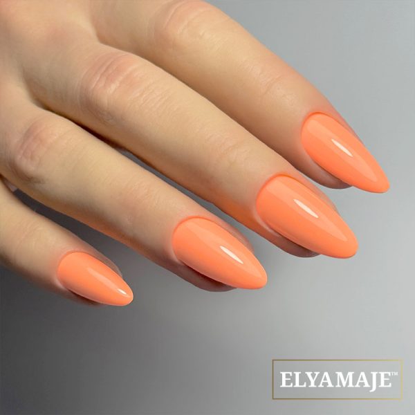 Manucure avec le Vernis Semi-Permanent n°24– Papaye - Elyamaje