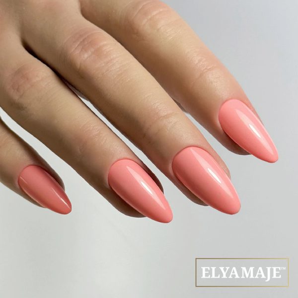 Manucure avec le Vernis Semi-Permanent n°336 – Ember - Elyamaje